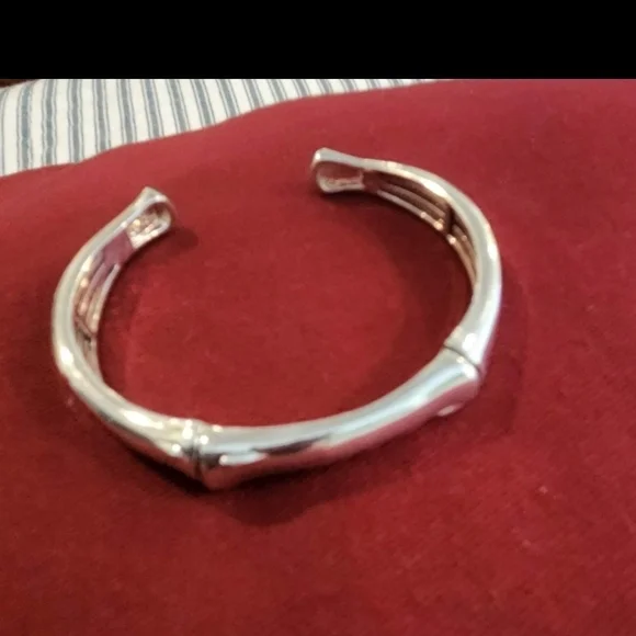 Monet silver bracelet - Picture 1 of 7